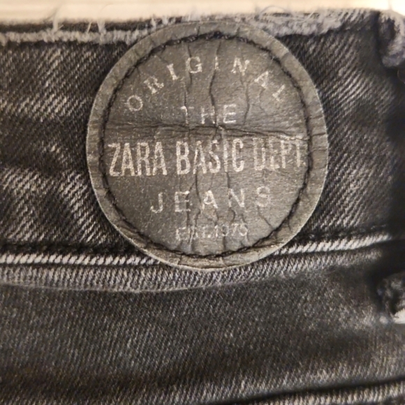 WOMENS Zara faded black distressed skinny jean size 6. - Picture 12 of 14